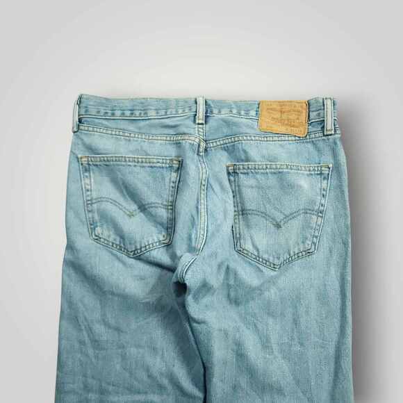 Levi's 505 Jeans Mens 32x29 Baggy Straight Leg Distressed Workwear Light Wash - Picture 4 of 8